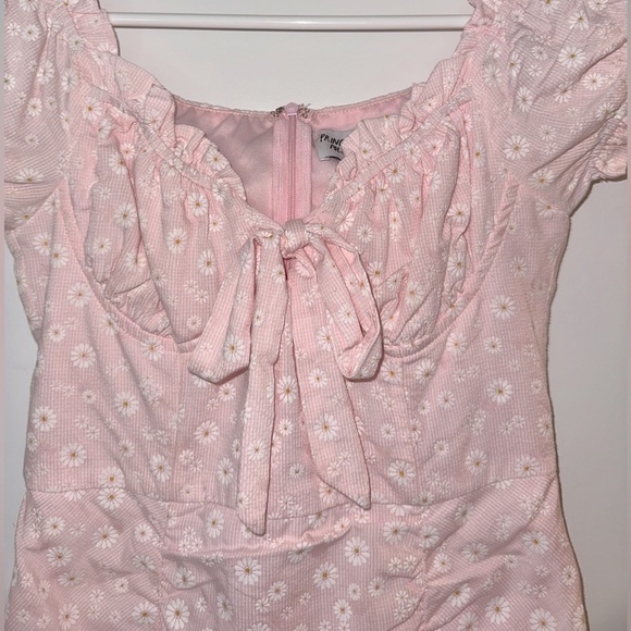 princess polly “back to paris” pink daisy mini dress - Picture 6 of 10